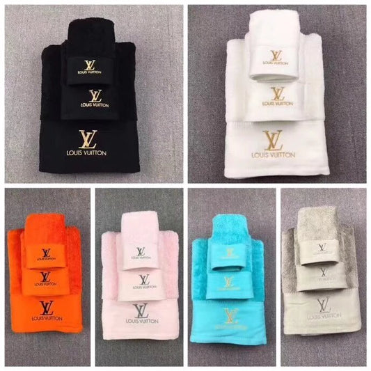 LV  bath towel