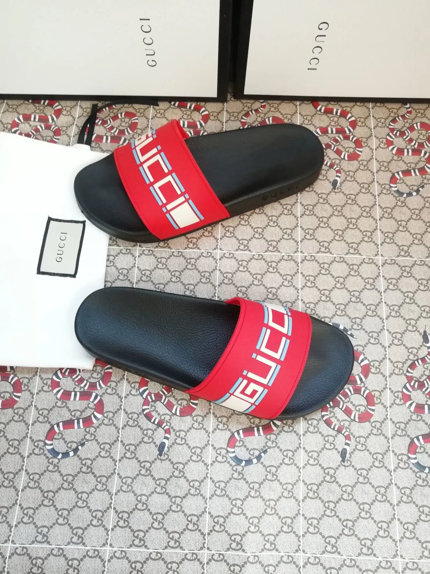 Gucci slippers