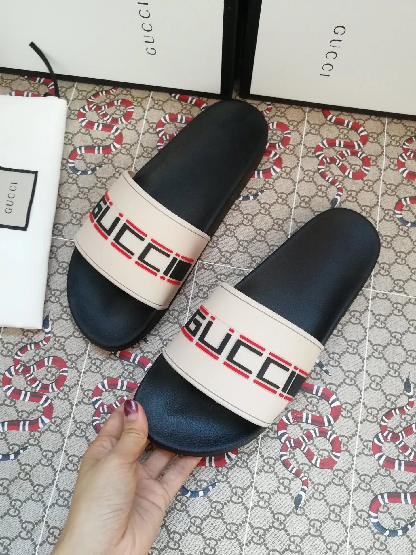 Gucci slippers