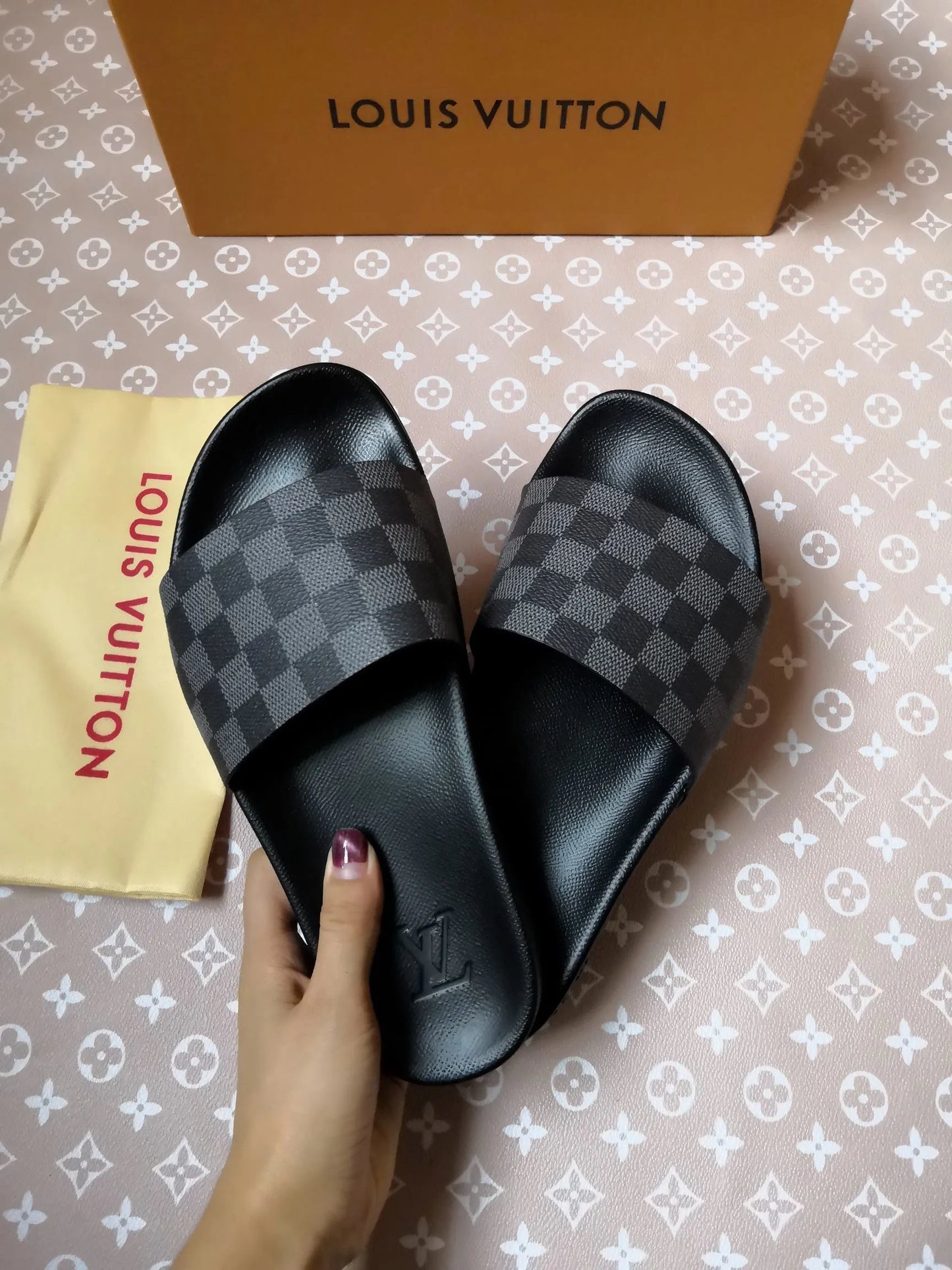 LV slippers