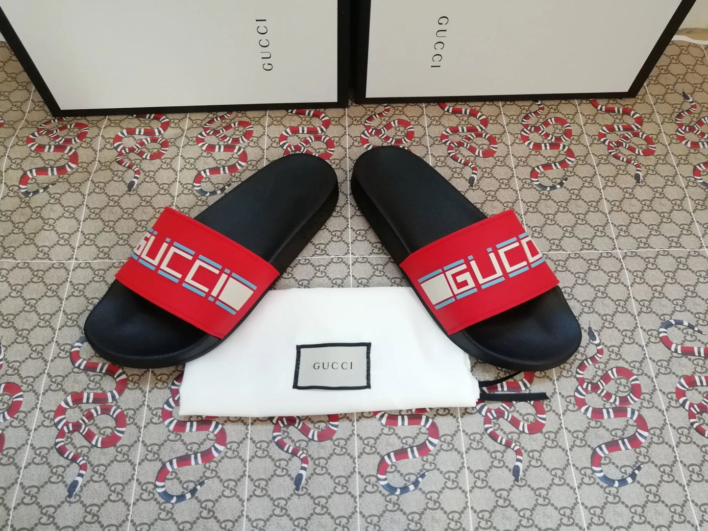 Gucci slippers