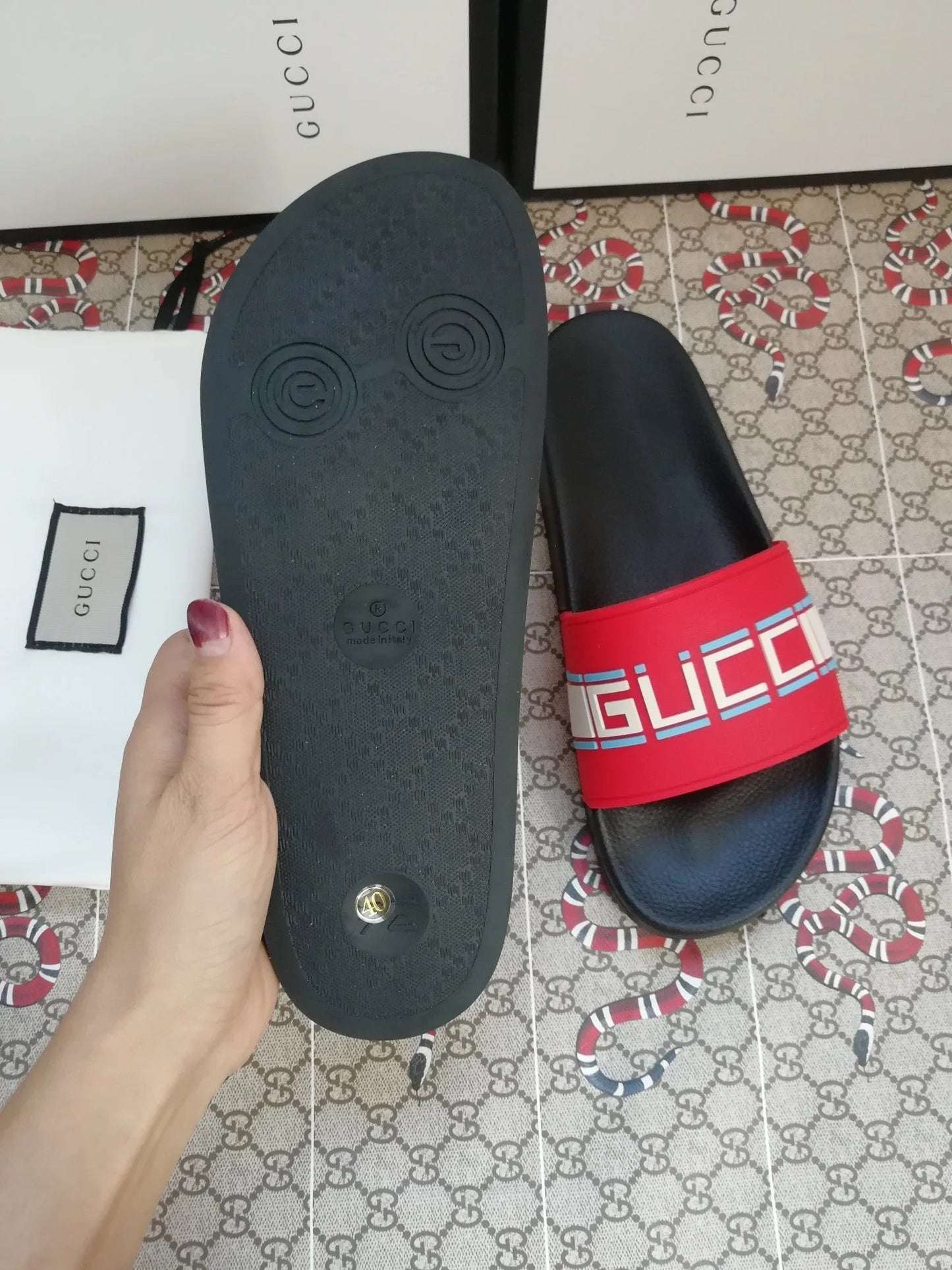 Gucci slippers