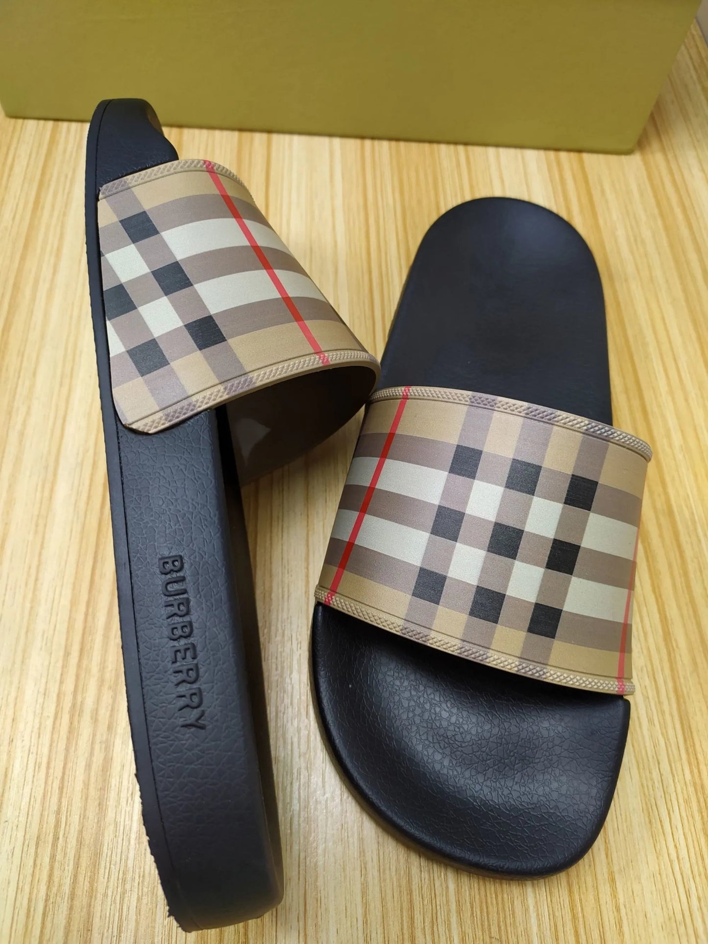 The Burberry slippers  summer