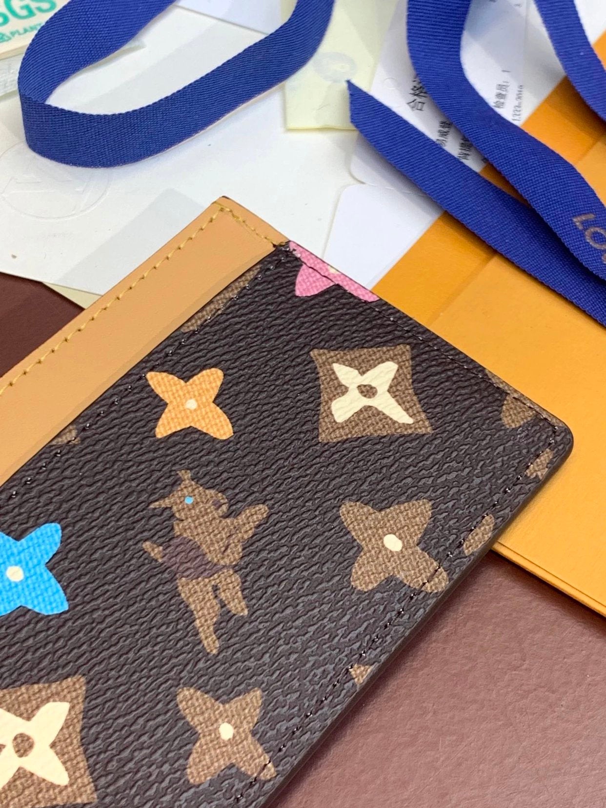 LV  new card holder wallet