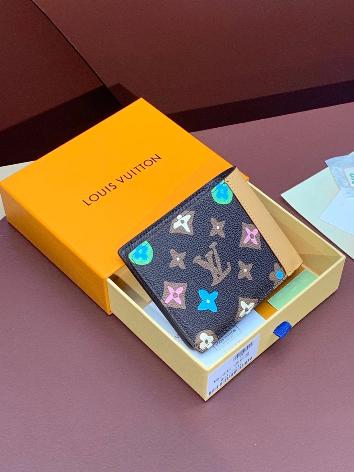 LV  new card holder wallet