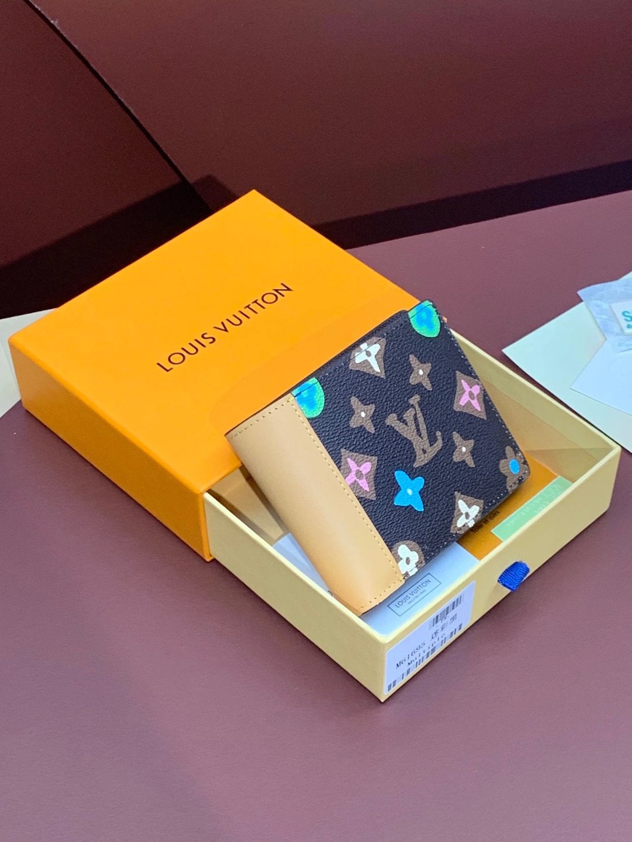 LV  new card holder wallet