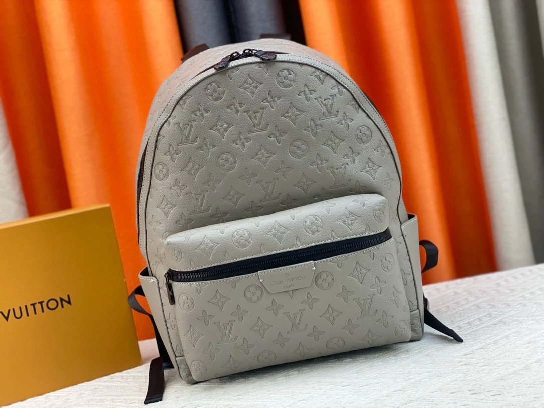 LV Backpack Backpack M46553 Size: 29 x 38 x 20 cm