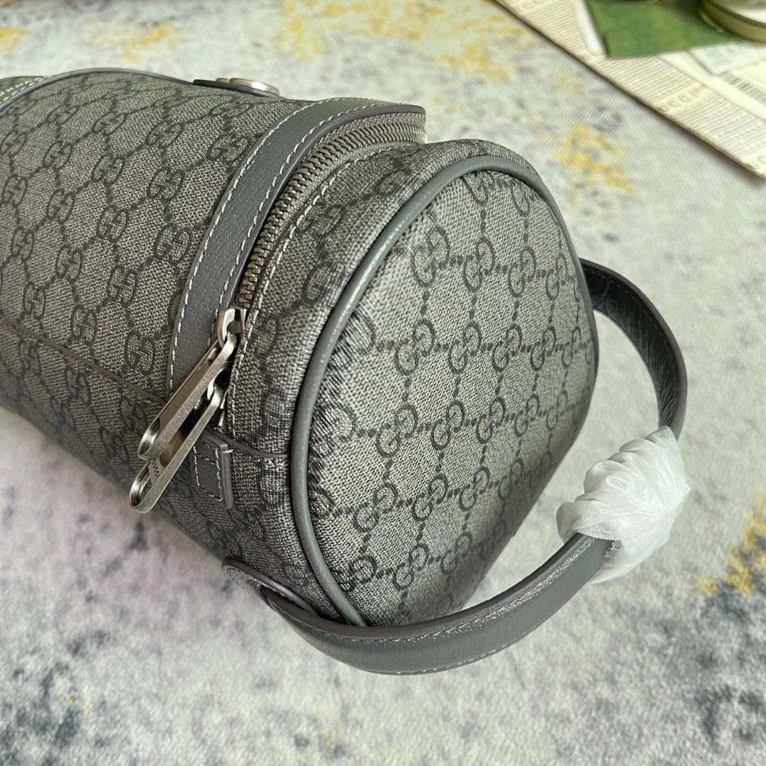 GUCCI toiletry bag Grey glue size: 27x13x28 cm